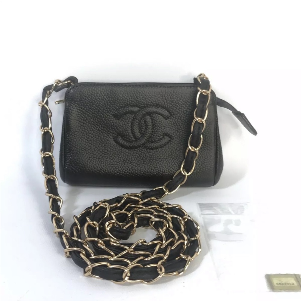 Chanel mini pouchette